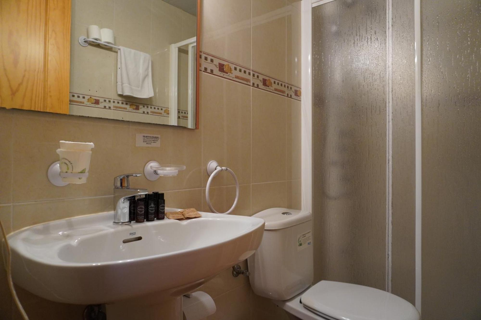 Aren Apartamentos Casa Domenc מראה חיצוני תמונה